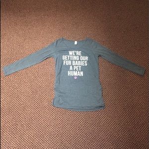 Maternity V neck long sleeve shirt